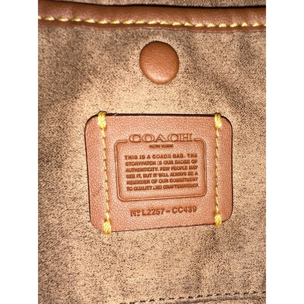 Coach Luna Shoulder Bag Chalk CC439 READ - Picture 11 of 16